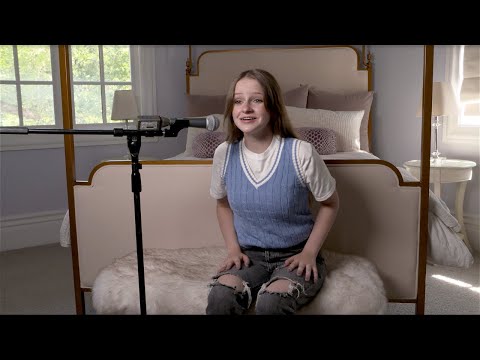 Julia Fazzino - Runaway (AURORA cover)