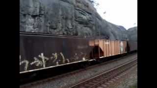 preview picture of video 'EFVM BB36 trem de carga'