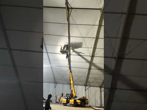 Mobile cranes crane service provider, lifting capacity: 20 t...