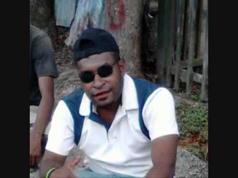 HAM 411 - Piksa Buai Blo Kangom Nawe (Papua New Guine) PNG Local