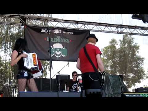 The Mahones - Drunken Lazy Bastard live @ RfP 2010, CZ [HD]