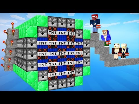 MY TNT CANNON DESTROYED THE GIRLS in GIRL vs BOY TNT WARS