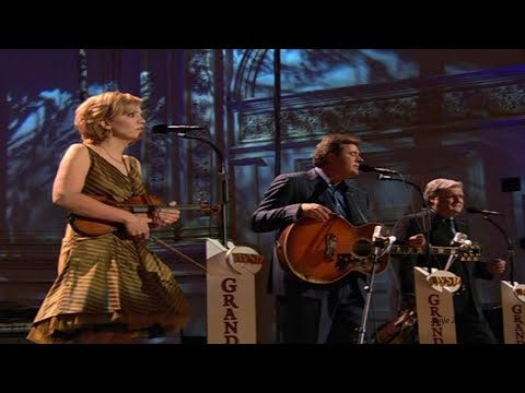 Vince Gill, Alison Krauss & Ricky Skaggs ~  "Go Rest High On That Mountain"
