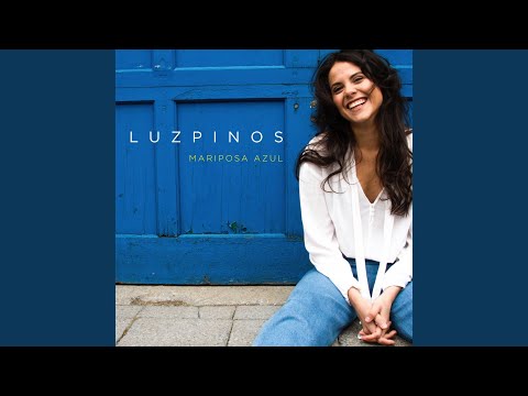 Video thumbnail for Mariposa azul (acoustic version)