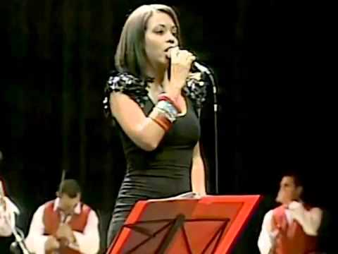 Candido Fabre y Laritza Bacallao - La Guagua