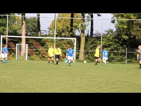 Uchta Da1 - Eendracht Arnhem Da1 - 10-10-2010 - Eendracht scoort tegendoelpunt