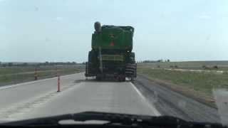 preview picture of video 'Traffic Cones vs Wide Tractor'