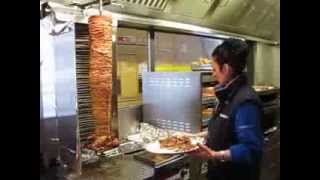 preview picture of video 'Zurich Street Food -  Doner Kebab (aka Shawarma or Gyro)'