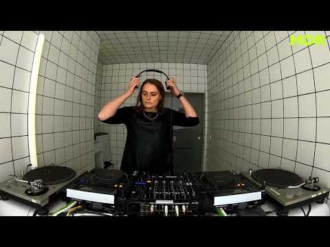 BRVTAL VISION - madwoman / July 6 / 3pm-4pm