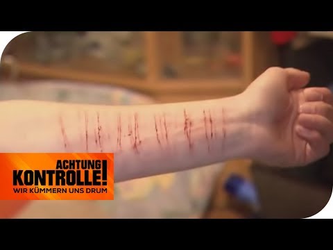 Lebensbedrohlicher Einsatz: Braucht der Mann ärztliche Hilfe? | Achtung Kontrolle | kabel eins