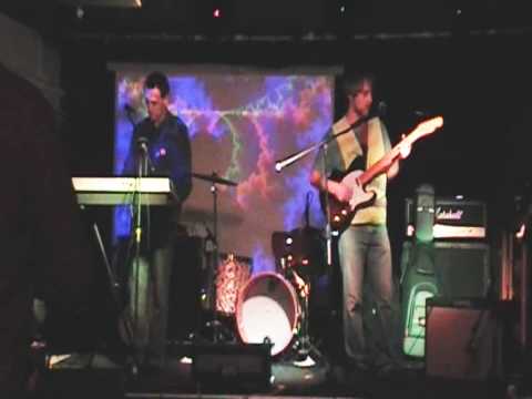 the estuary dwellers - theme from the estuary (live 18/03/09)