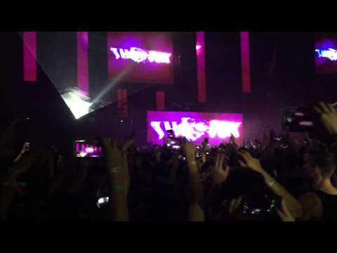 Showtek @ Contact 2014 - Go [Showtek Edit - MAKJ & M35] (1080p)