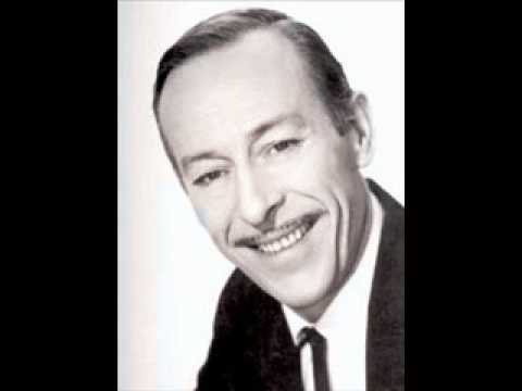 Roberto ''Polaco'' Goyeneche -  Cuesta Abajo