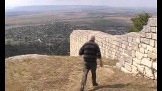 preview picture of video 'The Ascent of Madara Fortress in Bulgaria'
