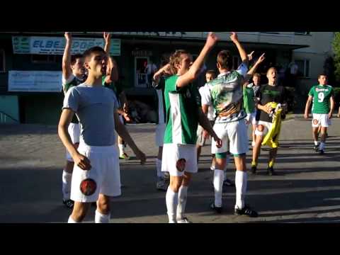 Derby 2011: Broń - Radomiak radość piłkarzy po meczu HD