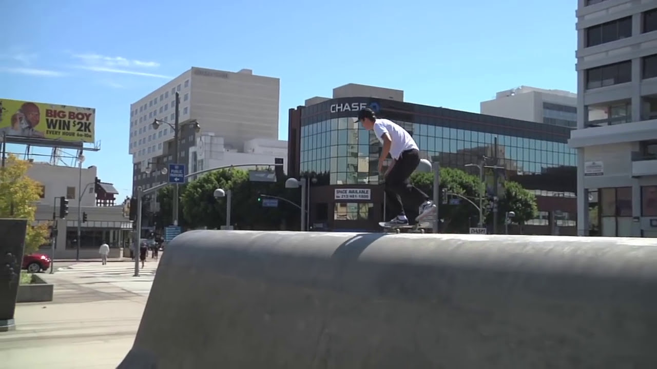 Crailtap: Downtown Trannies