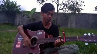 Download lagu Cover Gentong ll Bisane mung nyawang mp3 Download lagu Cover Gentong ll Bisane mung nyawang mp3