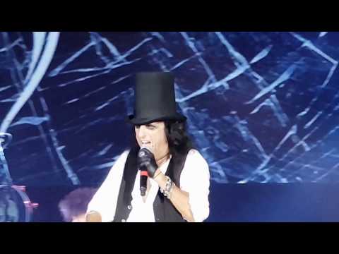 Hollywood vampires - the boogieman surprise (live @ Lucca 07-07-18)