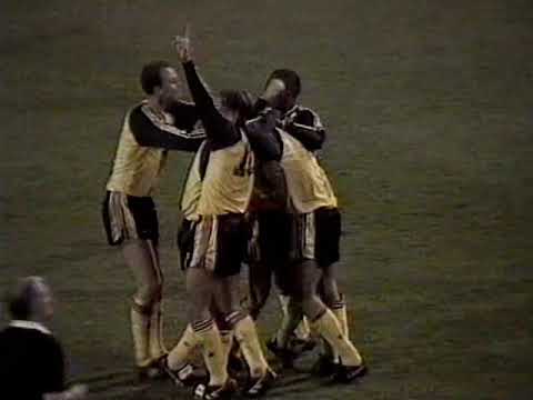 First Division goals (Nov 24-25, 1990)