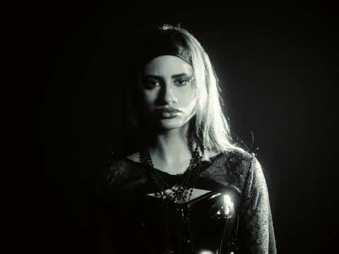 DAY LIMNS - MÁS CARAS (Visualizer Oficial)