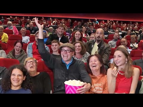 Schlüpfrige Details: Thomas Stipsits im Callboy Business