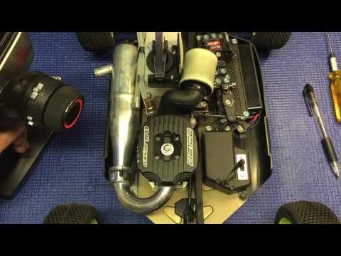 Adam Drake from Mugen Seiki Racing show how to set-up throttle and brake linkage.