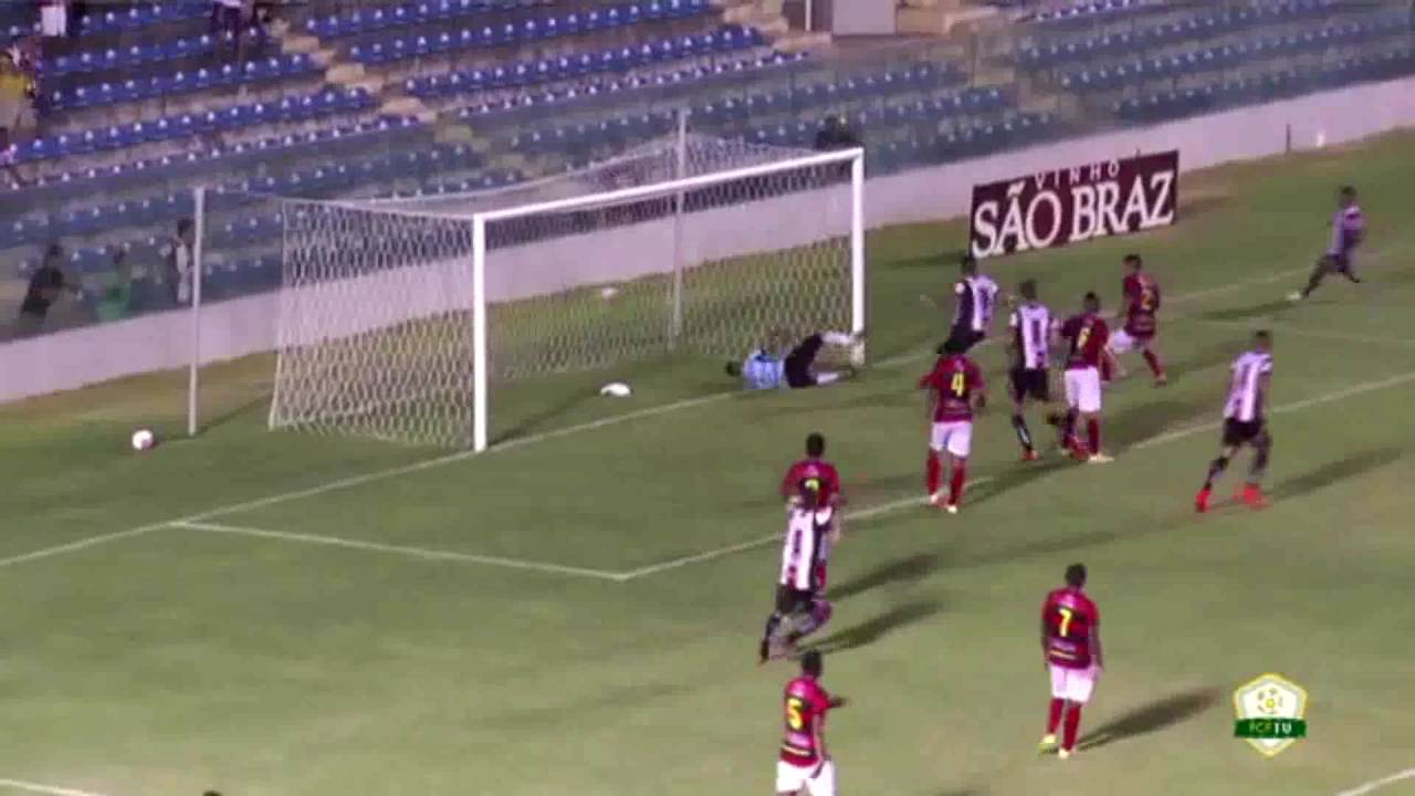 Gols de Máxuell Maia