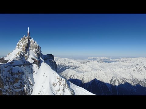 Aiguille du Midi to Chamonix – Full Vallée Blanche Ski Descent (23km + 3,000m Drop)