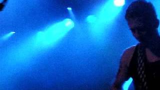 Down In A Cold Dirty Well - Justin Nozuka ( Lyon, live )