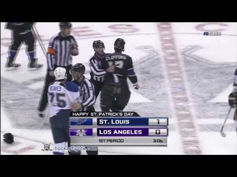 Ryan Reaves vs Kyle Clifford Mar 17, 2011