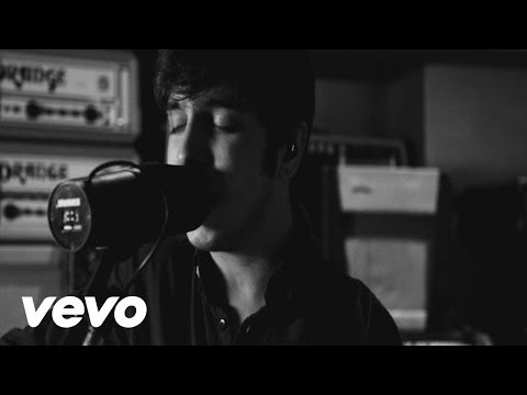 Josh Kumra - Helicopters & Planes (Live Acoustic)