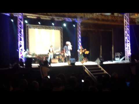 PARIGI. Simone Perrone (live anfiteatro romano Lecce)