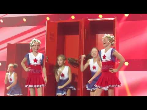 ESCKAZ live in Kyiv: Mylene & Rosanne (The Netherlands) 1st dress-rehearsal