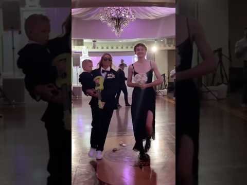 Who had the BEST Bridal Party Entrance @ Drew & Britt’s WEDDING 😂💍