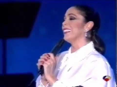 Videoclip de Hay Que Sembrar en Navidad — Isabel Pantoja
