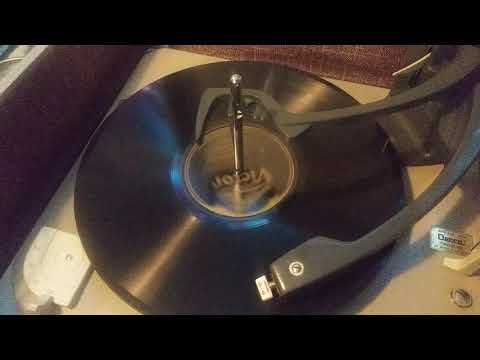 Selvin's Novelty Orchestra "Dardanella-Fox trot"  (1920)