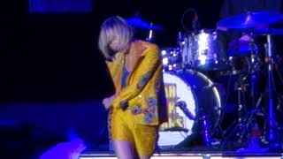 Yeah Yeah Yeahs - &quot;Under the Earth&quot; (Live) [Sweetlife 2013]
