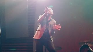 Laughing - Camouflage en Lima