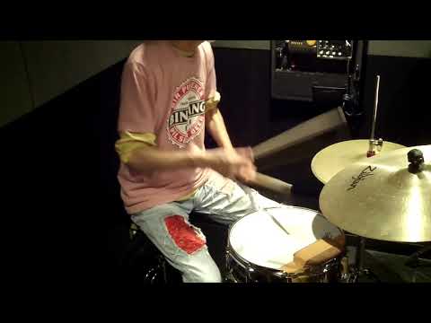 Richard Spaven 's Flam Fill Example