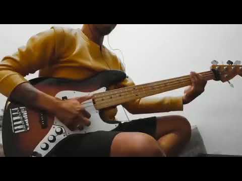 She's American - The 1975 - (Bass Cover)