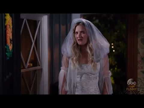 The Goldbergs - Ghost of Lainey (S5E5)