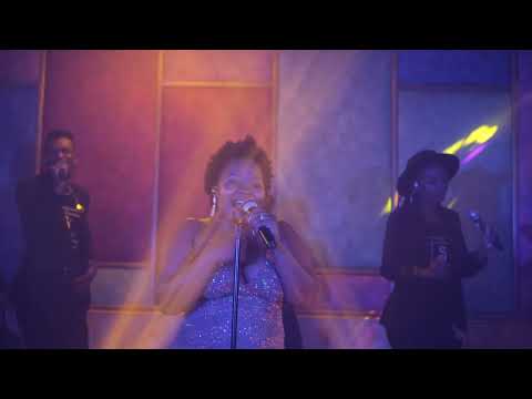 S'nazo | Ntliziyo Yami (Live) | I AM GOLD in concert
