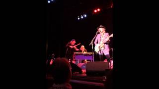 The Waterboys rocking Rosalind (you married the wrong guy) at Wilmington Grand Opera House 4/26/15