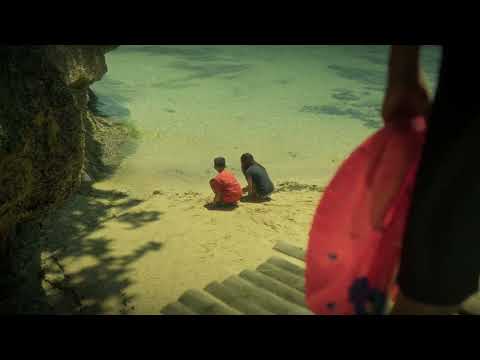Salbabida (2024) - Trailer