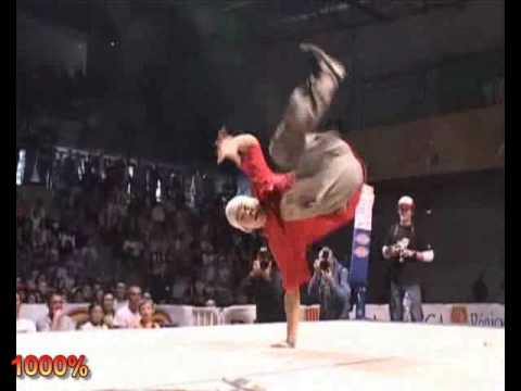 LILOO VS BRUCE by YOUVAL