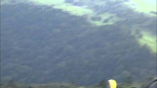 preview picture of video 'Beechmont Paragliding Jan 2006 Pt2'