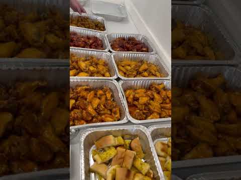 I surprise my friends 200 chicken wings for lunch!#viral #cooking #asmr