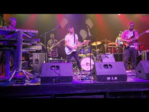 Sons of Paradise perform Means the most live at the Lincoln Theatre