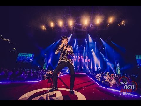 Jasmin Stavros - Dao bih 100 Amerika (v živo - Stožice)