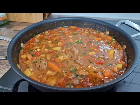Eines der besten Gulasch Suppen Rezepte der Welt! Leckere Gulaschsuppe!